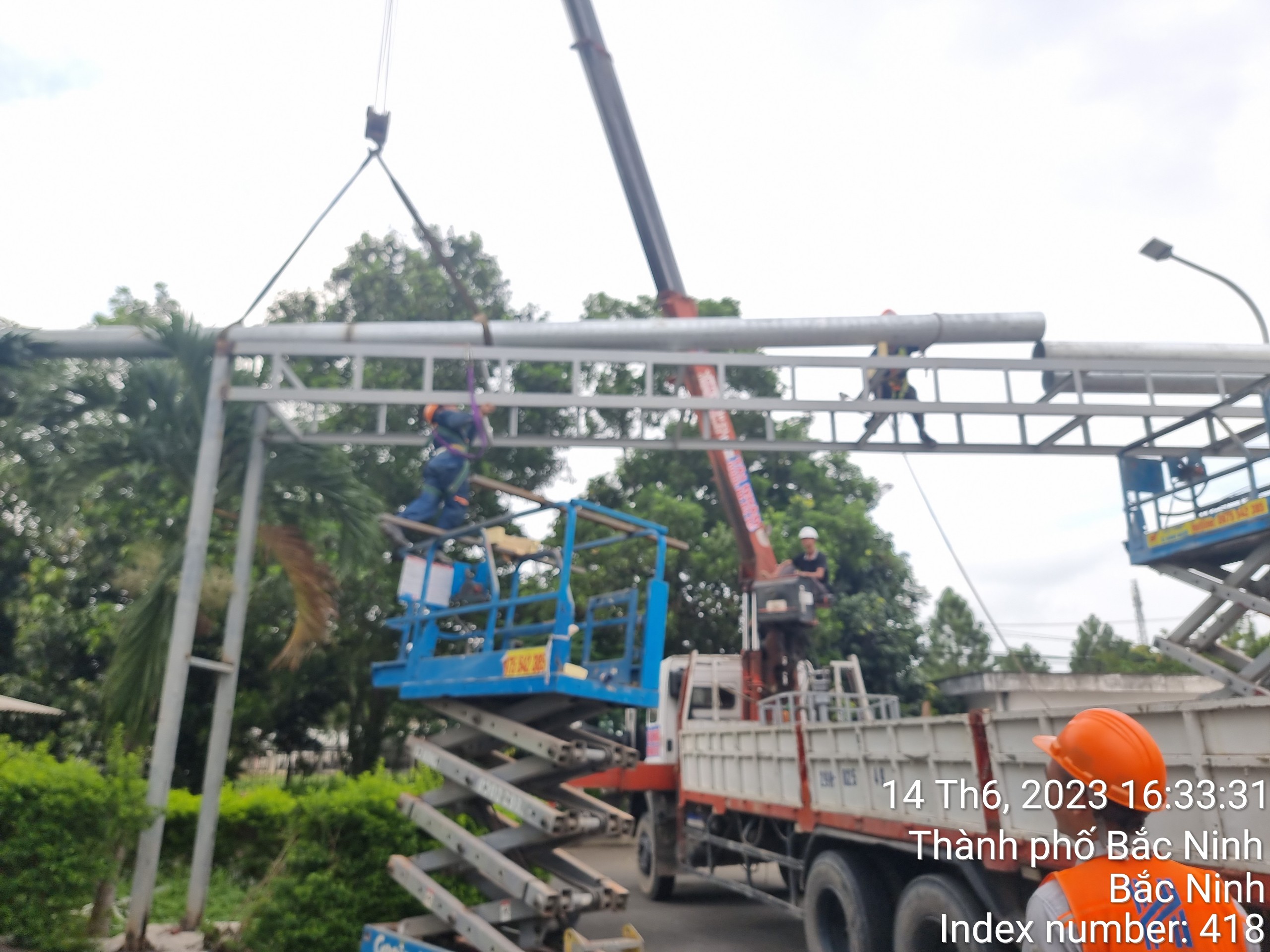 Lắp đặt trạm bơm tuần hoàn nước lạnh và cụm van một chiều phòng máy Chiller
