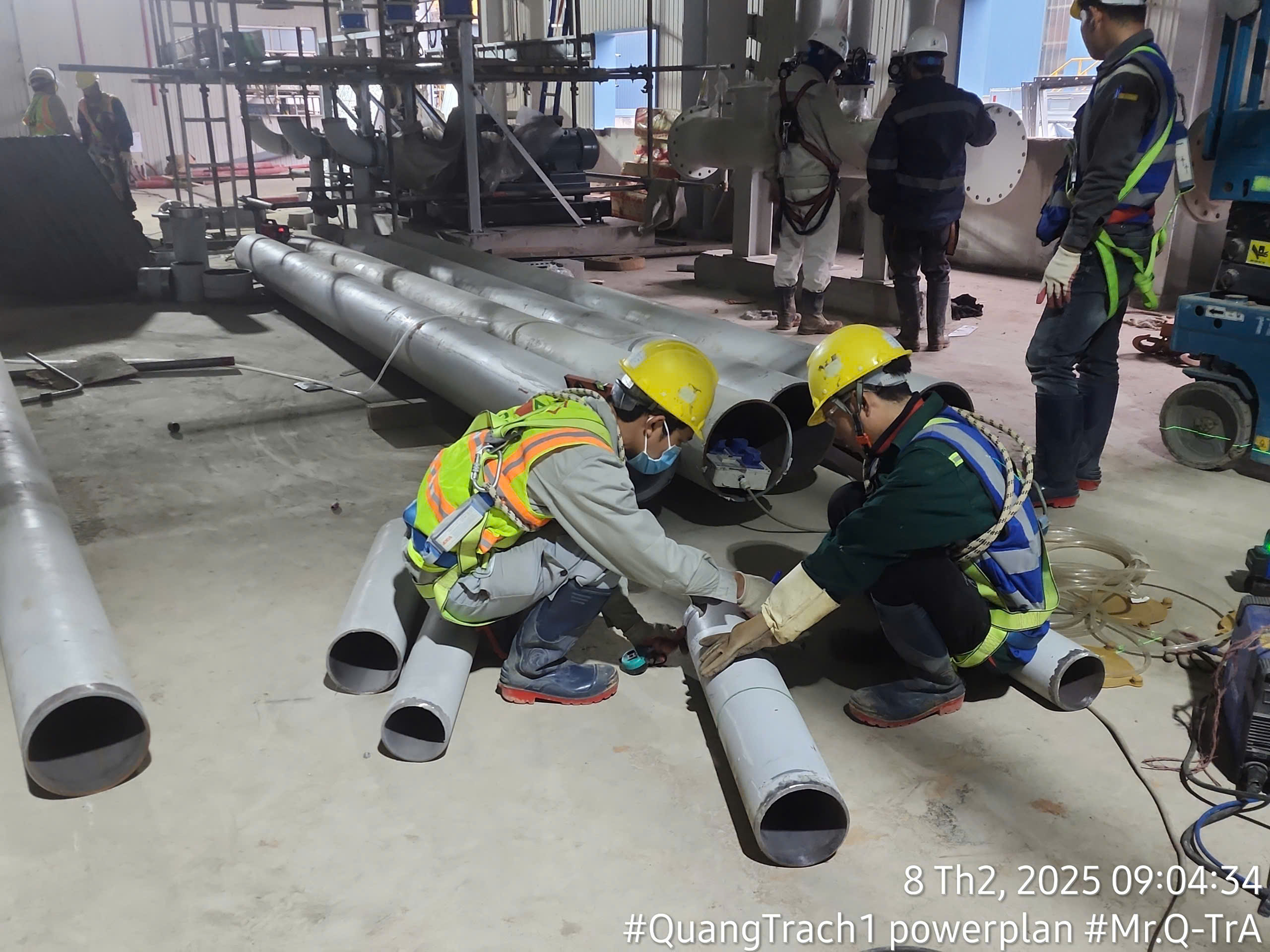 Gia công cơ khí, cắt và hàn liên kết các đoạn ống gió tròn chịu áp lực công nghiệp